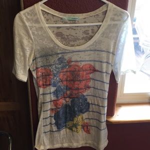 Floral top 🔴 5 for $15